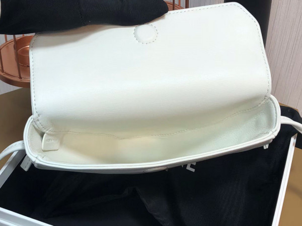 Ce**e triangle bag