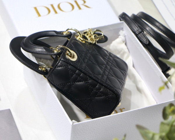 D*or micro lady D*or bag