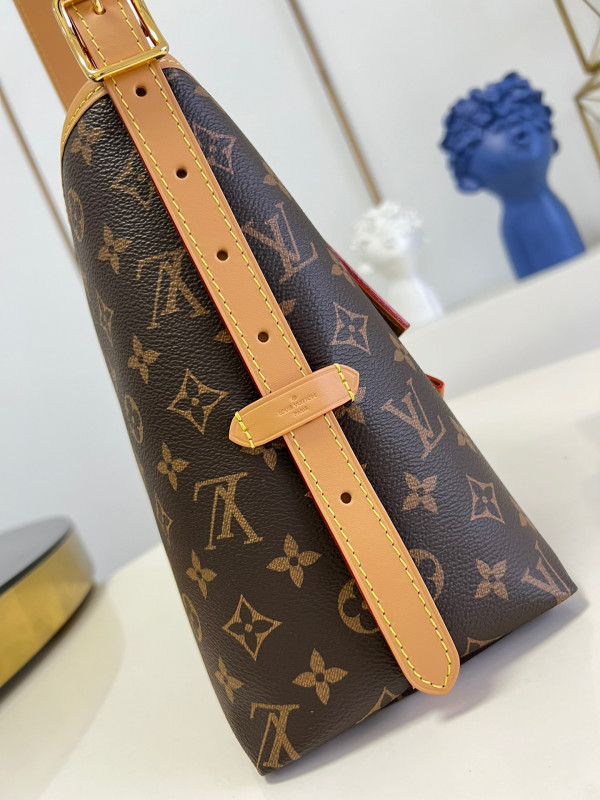 l**is V*t*n carryall pm