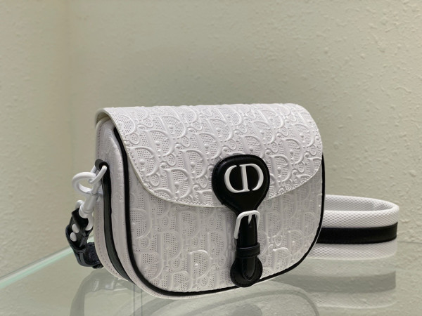 D*or bobby bag medium