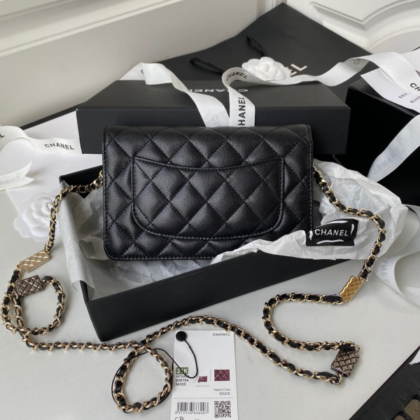 CL CHAIN WALLET