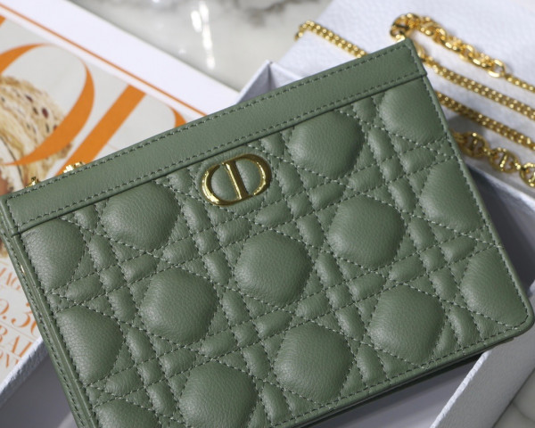D*or caro zipped pouch with chain