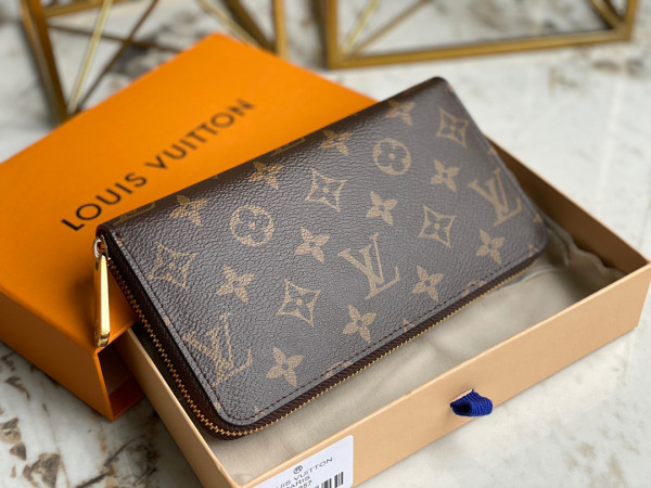 l**is V*t*n zippy wallet