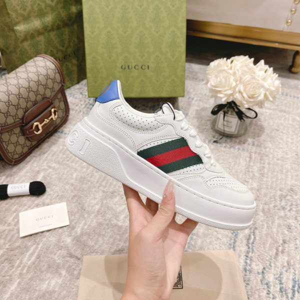 G*u*i sneaker with web