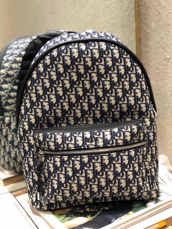 D*or oblique backpack