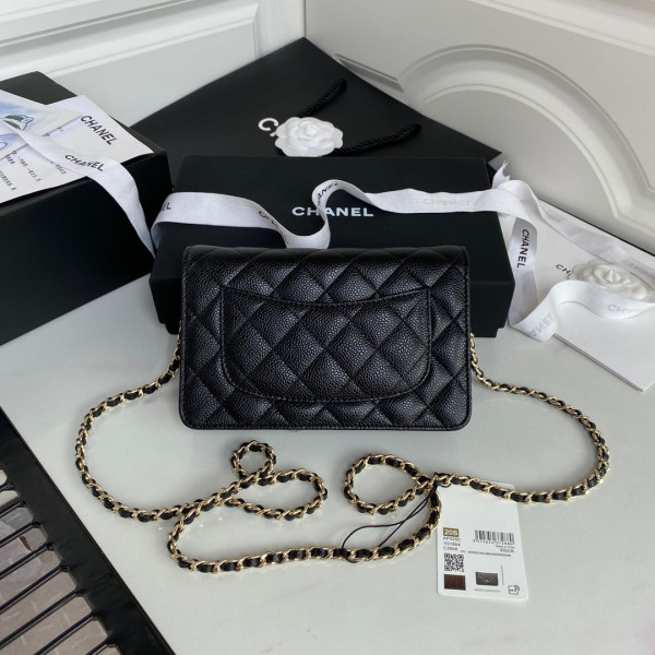 CL CHAIN WALLET CAVIAR NEW EDITION