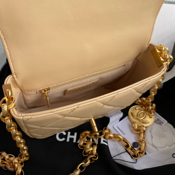 CL SMALL FLAP BAG