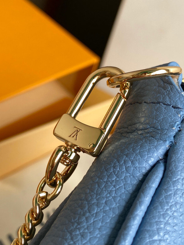 l**is V*t*n mini pochette accessoires