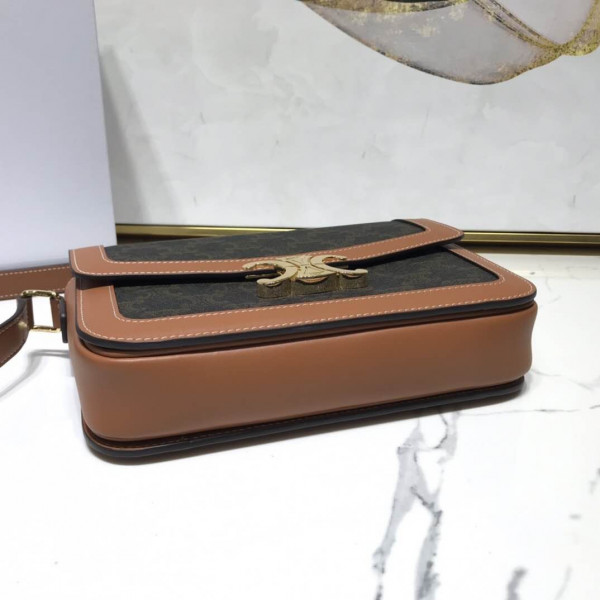 Ce**e medium triomphe bag