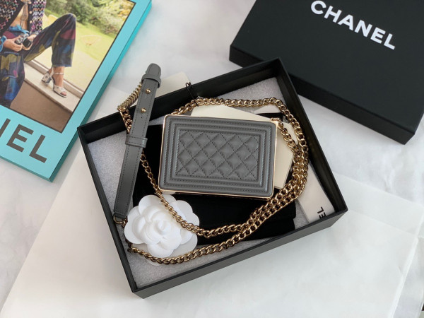 CL BOY MINAUDIERE