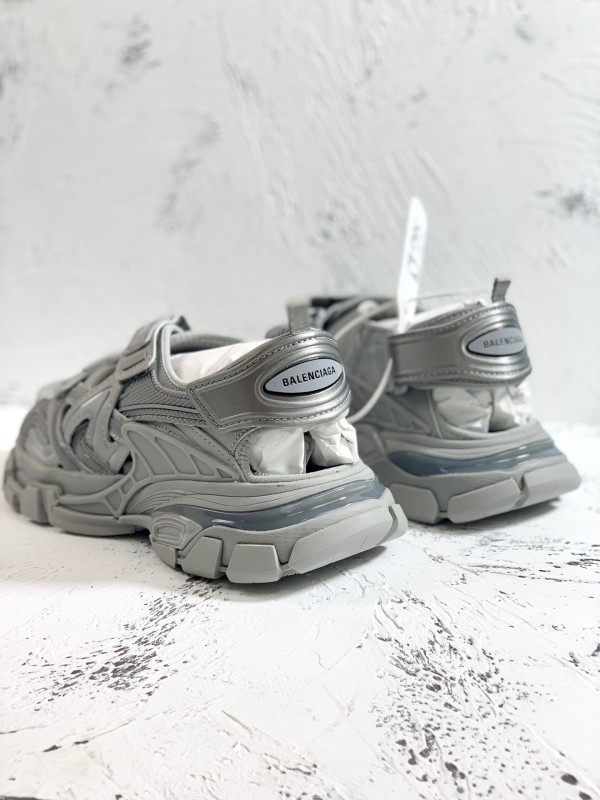 Ba*len*cia*ga track sandal
