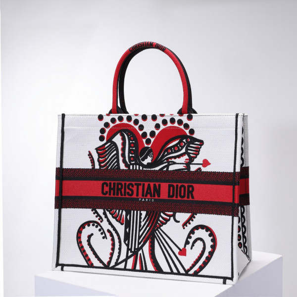 large D*or book tote