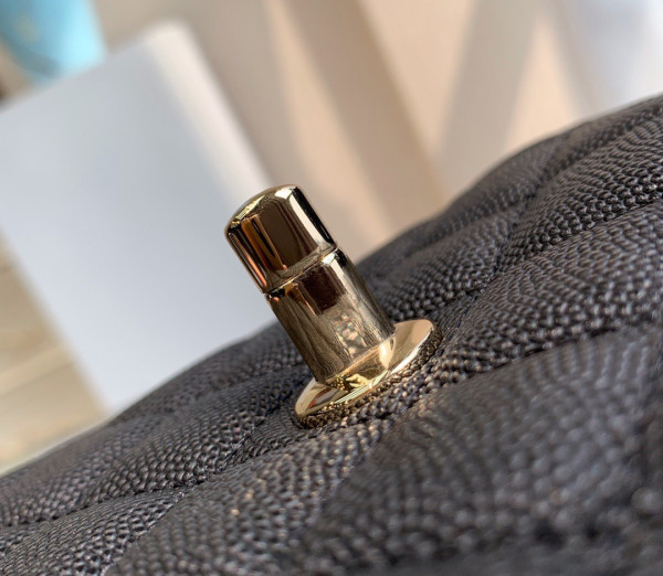CL PHONE HOLDER WITH CHAIN