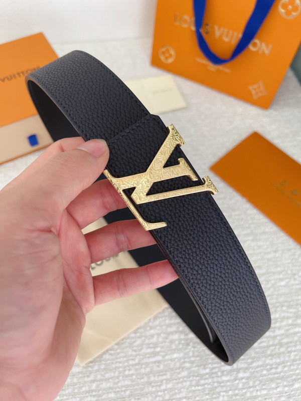 l**is V*t*n belt