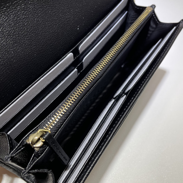 G*u*i diana chain wallet with bamboo