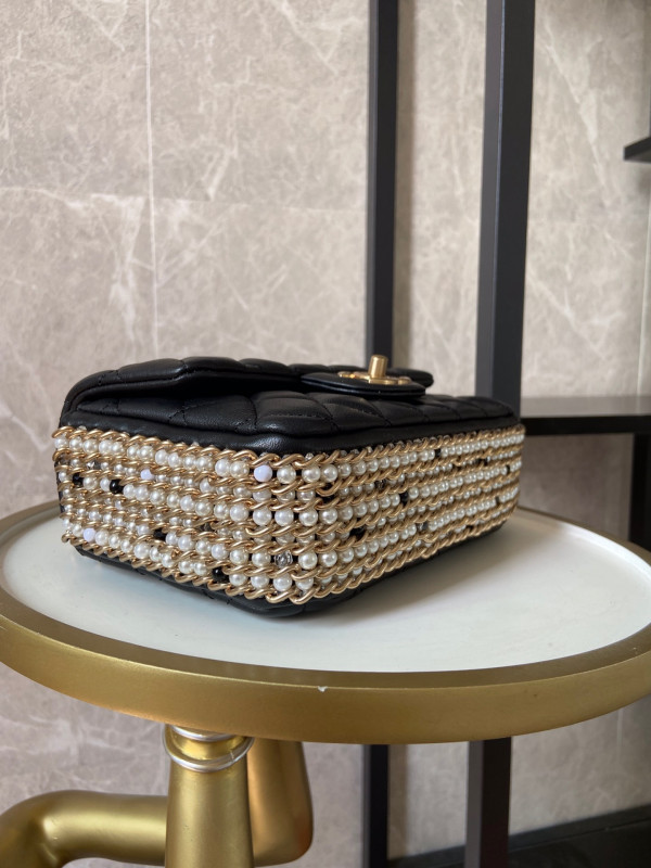 CL FLAP BAG