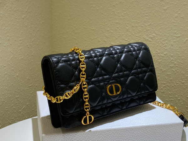 D*or caro belt pouch with chain