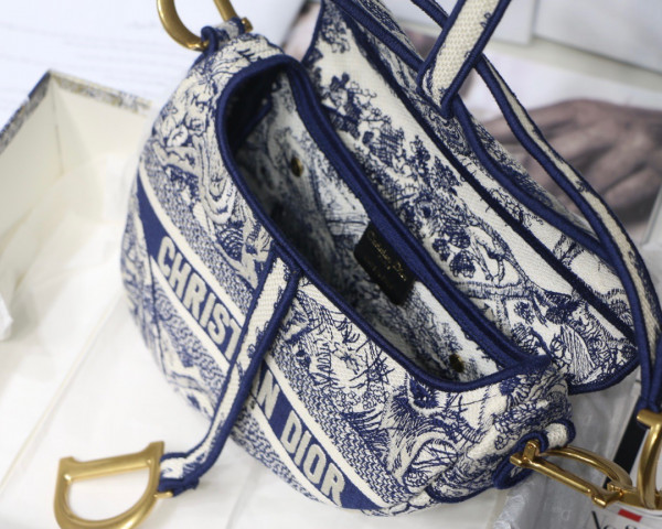 D*or saddle bag