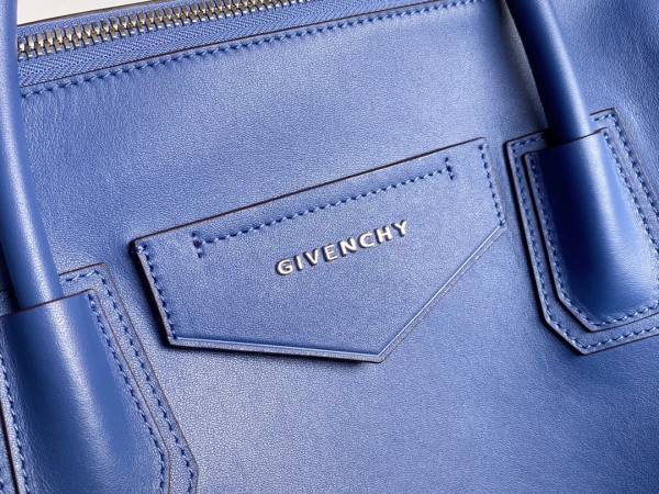 GIVENCHY ANTIGONA SOFT