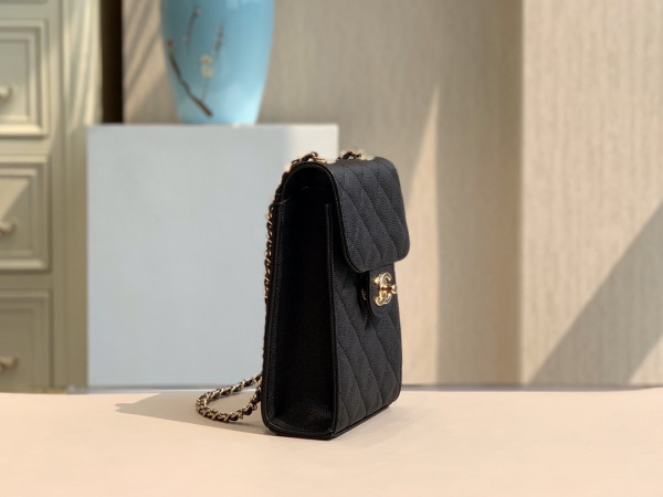 CL PHONE HOLDER WITH CHAIN