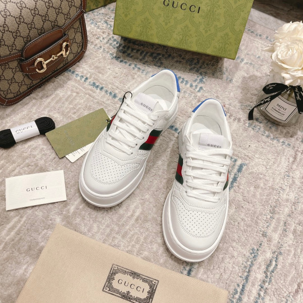 G*u*i sneaker with web