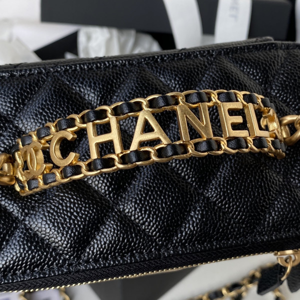CL VANITY CASE