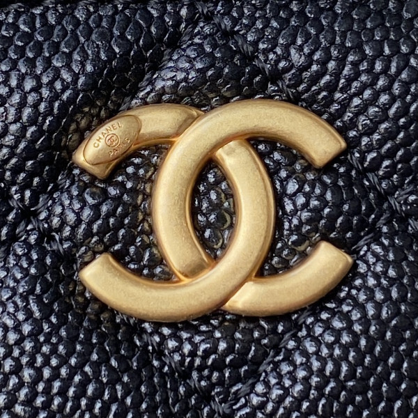 CL VANITY CASE