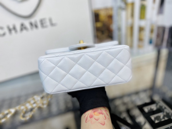 CL MINI FLAP BAG