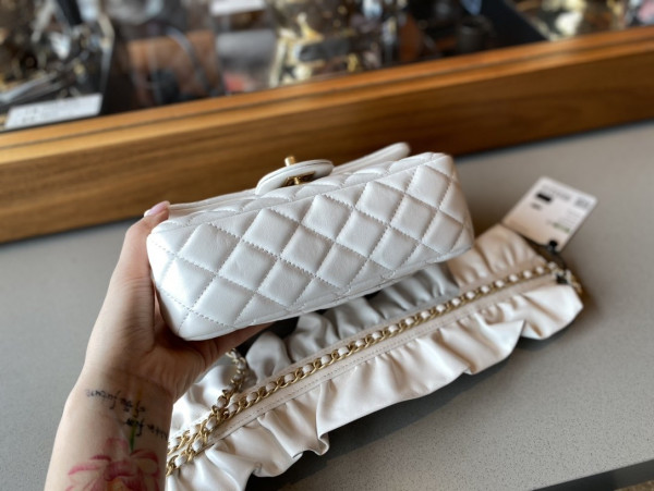 CL FLAP BAG