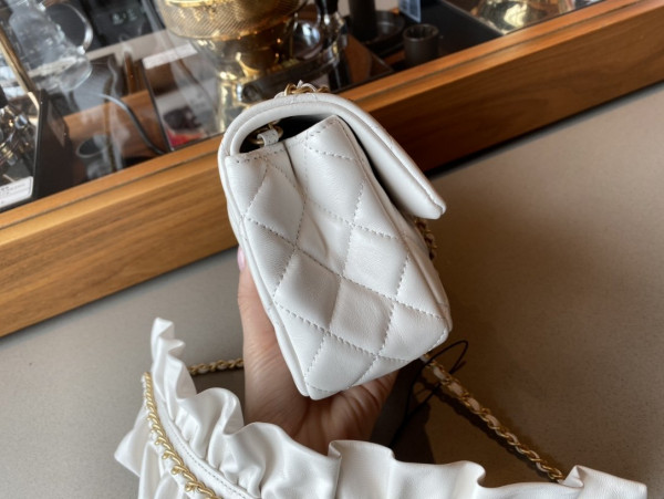 CL FLAP BAG