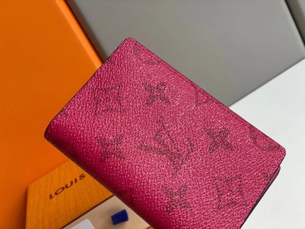 l**is V*t*n pocket organizer