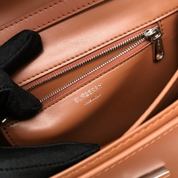 B**rry small tb bag