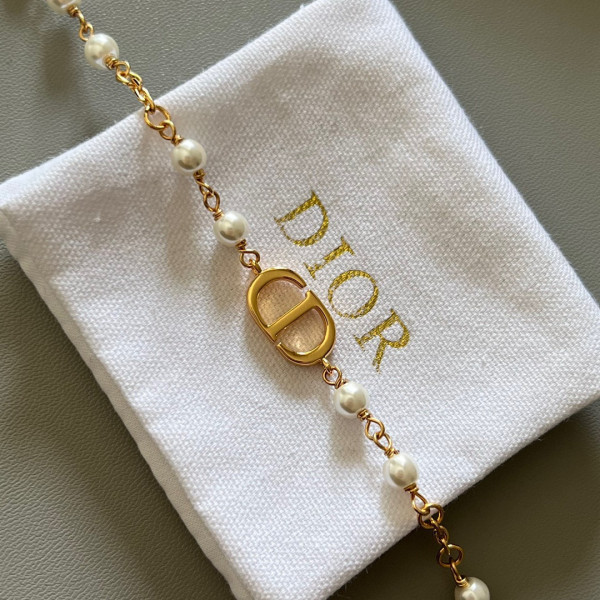 D*or necklace