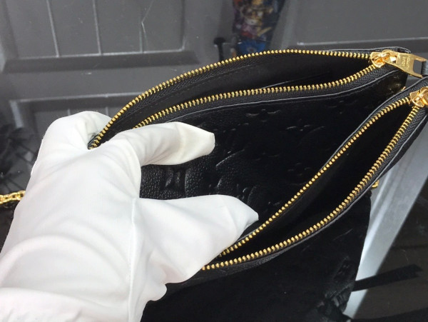l**is V*t*n double zip pochette
