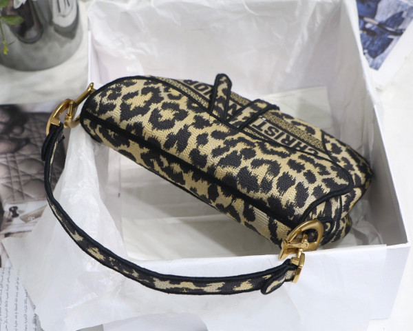 D*or saddle bag