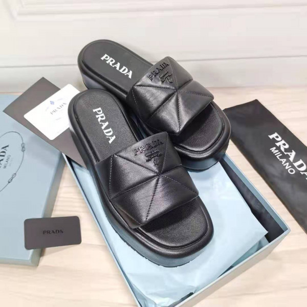 Pra*a nappa leather slides