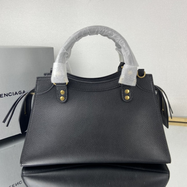 Ba*len*cia*ga neo classic small top handle bag