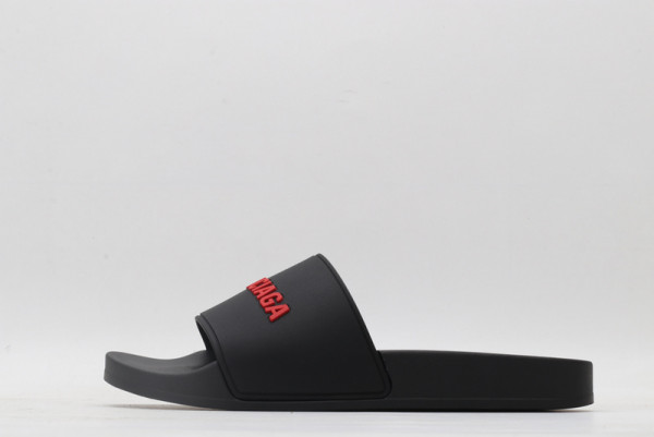 Ba*len*cia*ga pool slide sandal