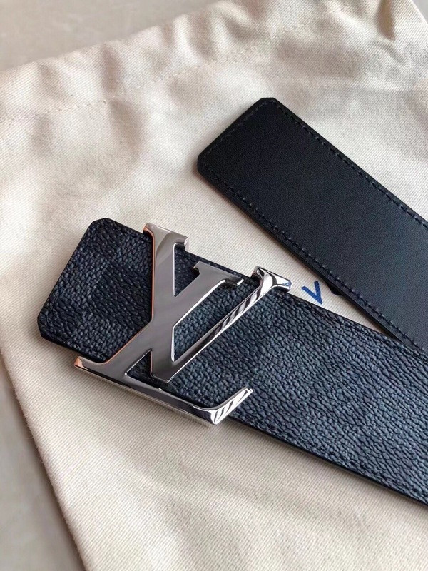 l**is V*t*n belt