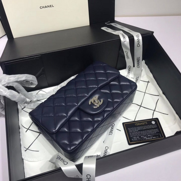 CL Flap Bag Lambskin 20CM