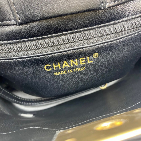 CL BUCKET BAG