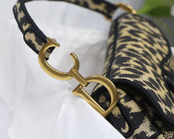 D*or saddle bag