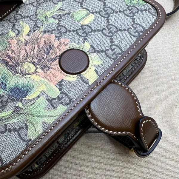 G*u*i mini shoulder bag with interlocking g