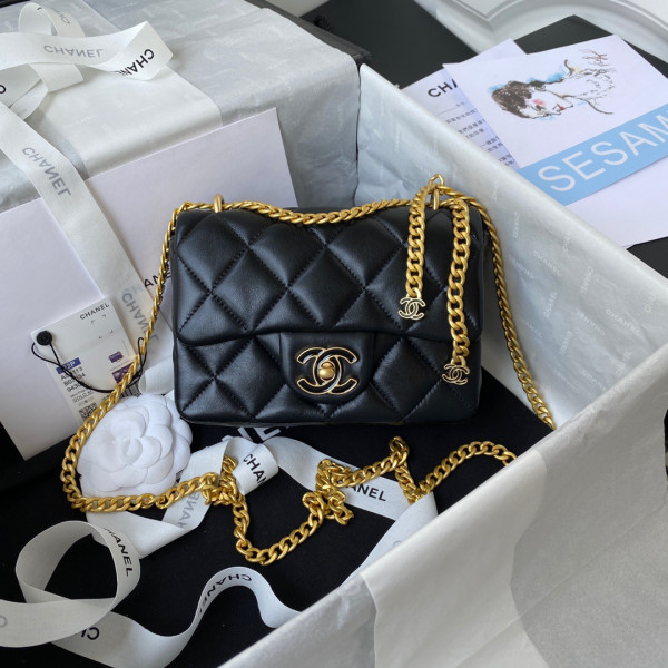 CL MINI FLAP BAG