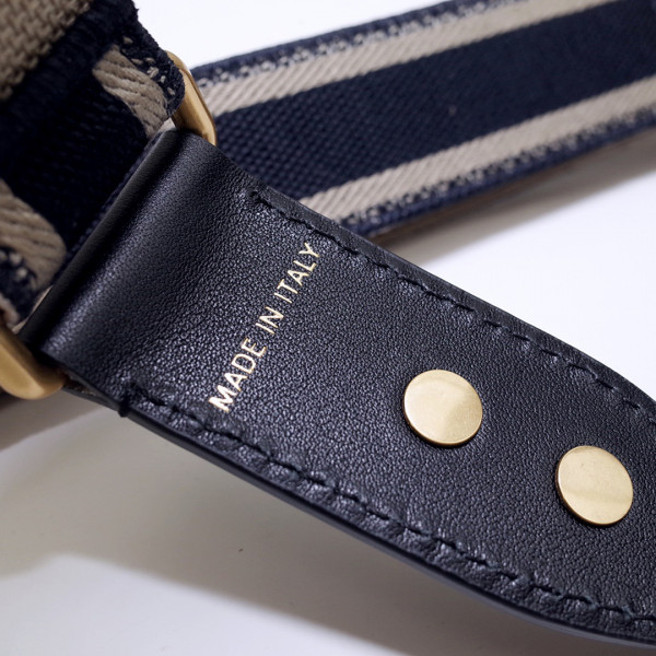 D*or adjustable shoulder strap