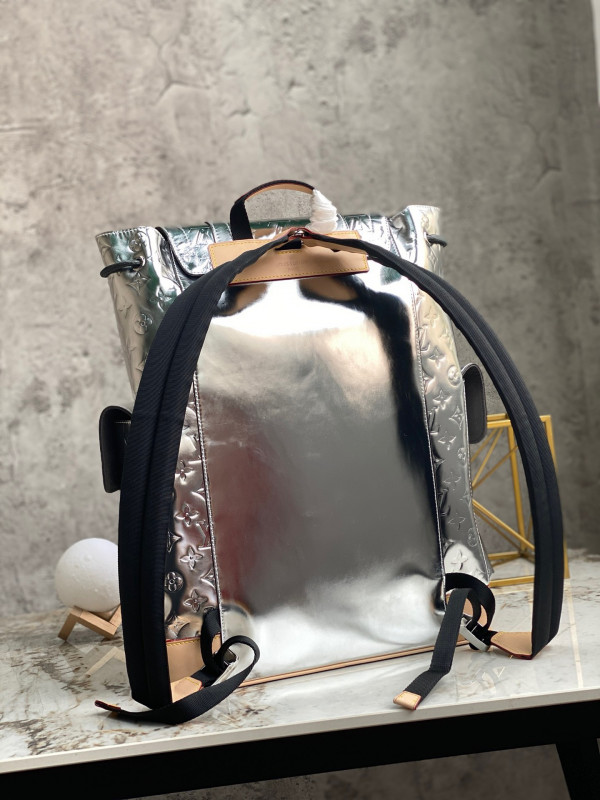 l**is V*t*n christopher backpack pm