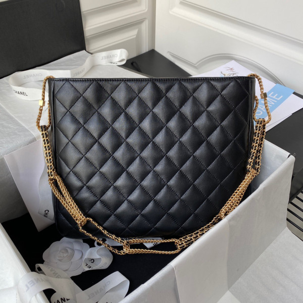 CL BUCKET BAG
