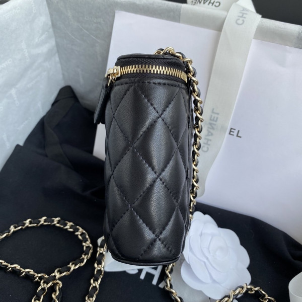 CL VANITY CASE