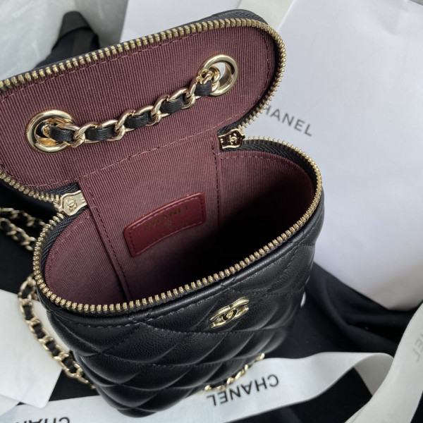 CL VANITY CASE