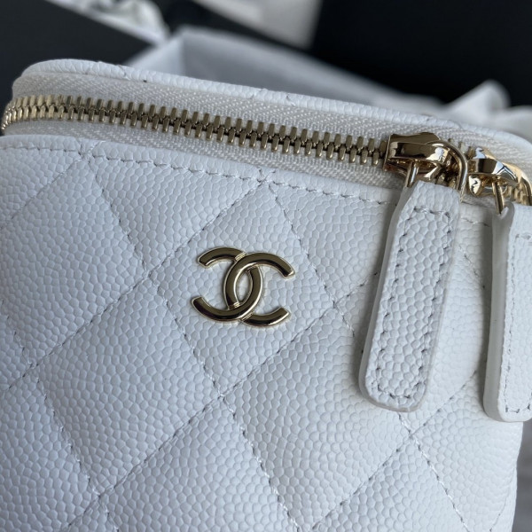 CL VANITY CASE
